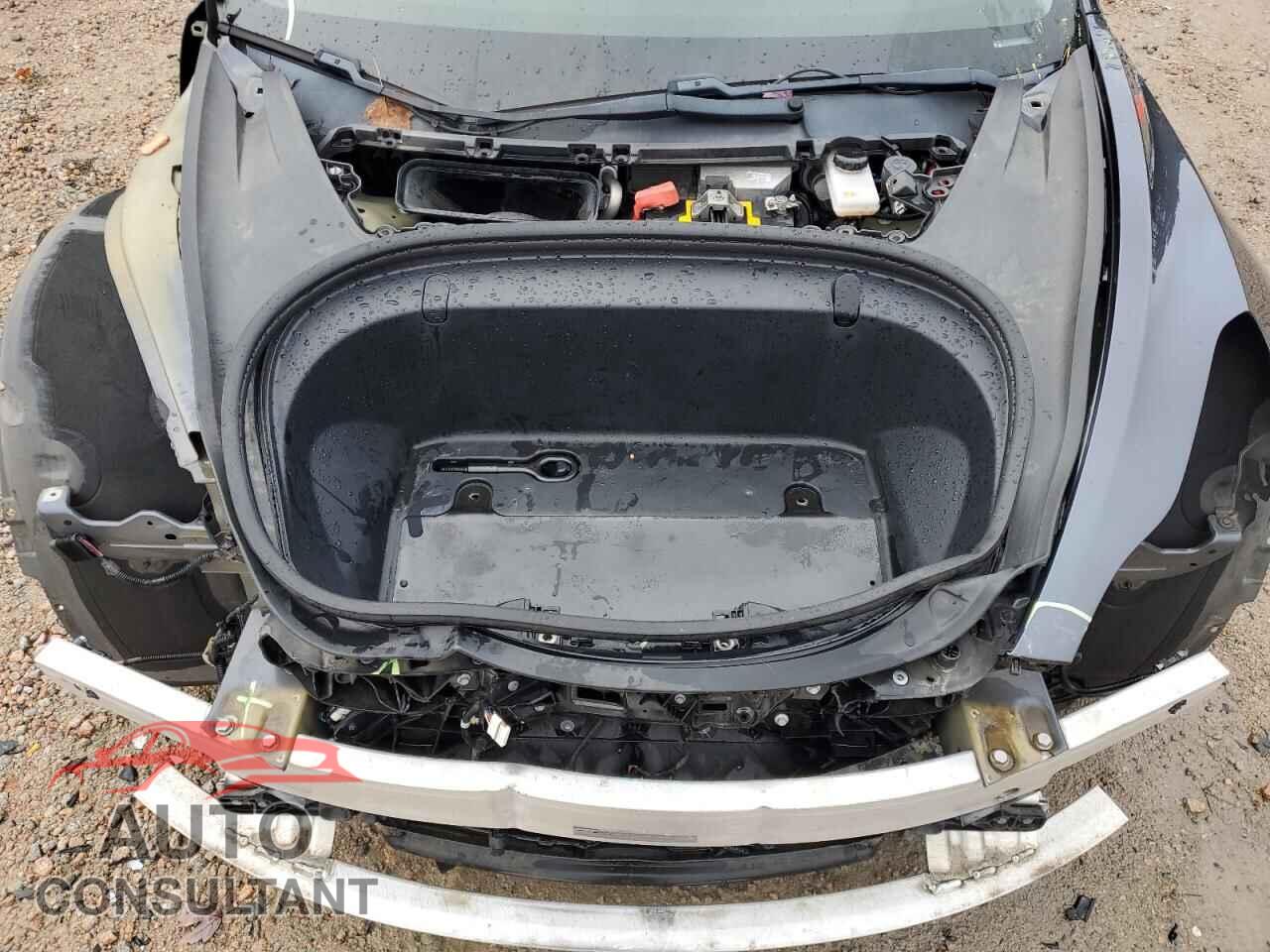 TESLA MODEL 3 2019 - 5YJ3E1EB8KF194652