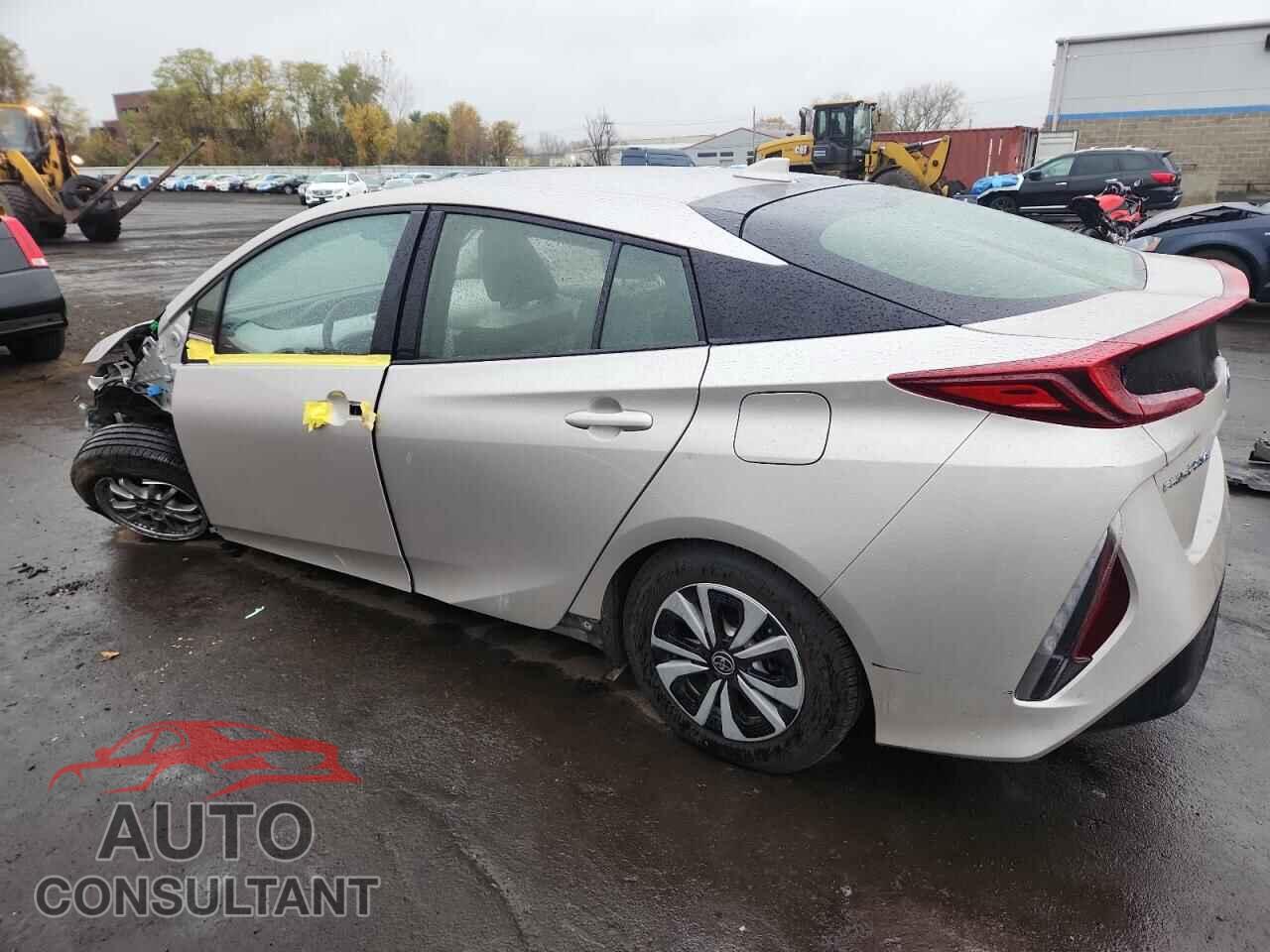 TOYOTA PRIUS 2017 - JTDKARFP8H3051657