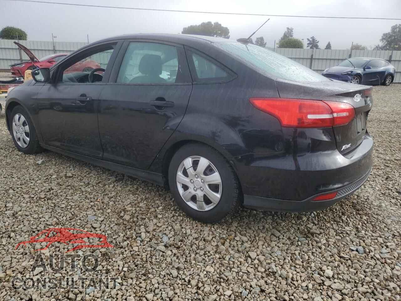 FORD FOCUS 2015 - 1FADP3E24FL349183