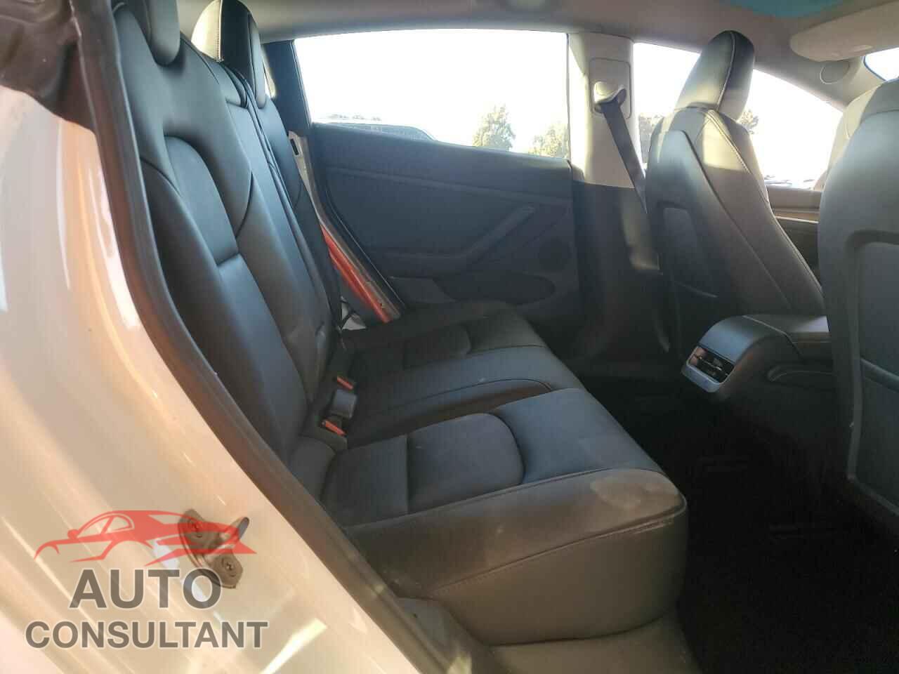 TESLA MODEL 3 2023 - 5YJ3E1EA7PF571325