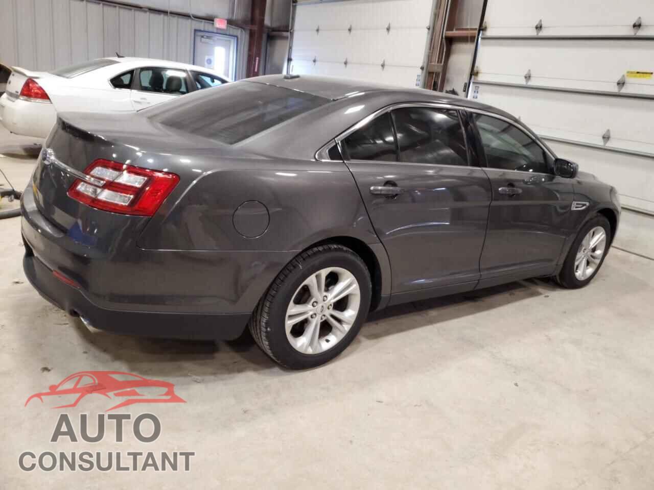 FORD TAURUS 2015 - 1FAHP2E84FG202404