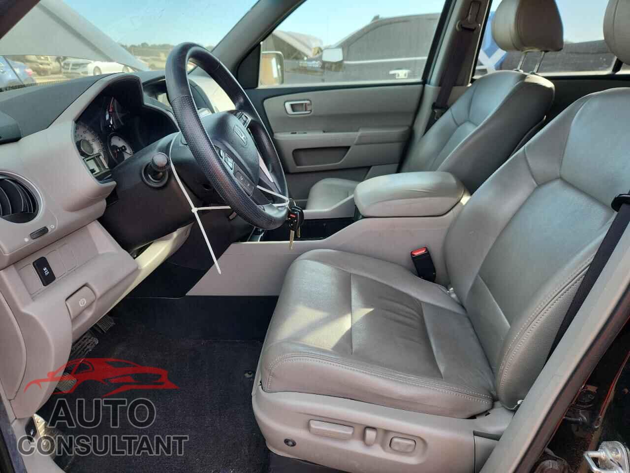 HONDA PILOT 2012 - 5FNYF3H46CB028823