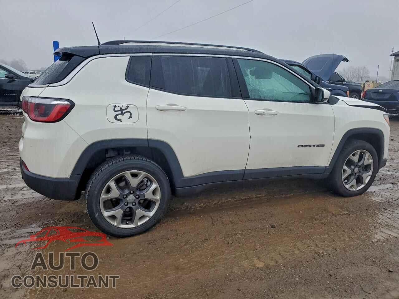 JEEP COMPASS 2019 - 3C4NJDCB3KT641804