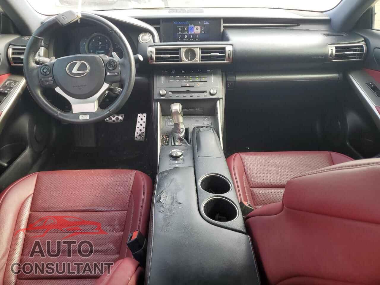 LEXUS IS 2015 - JTHBF1D26F5052123