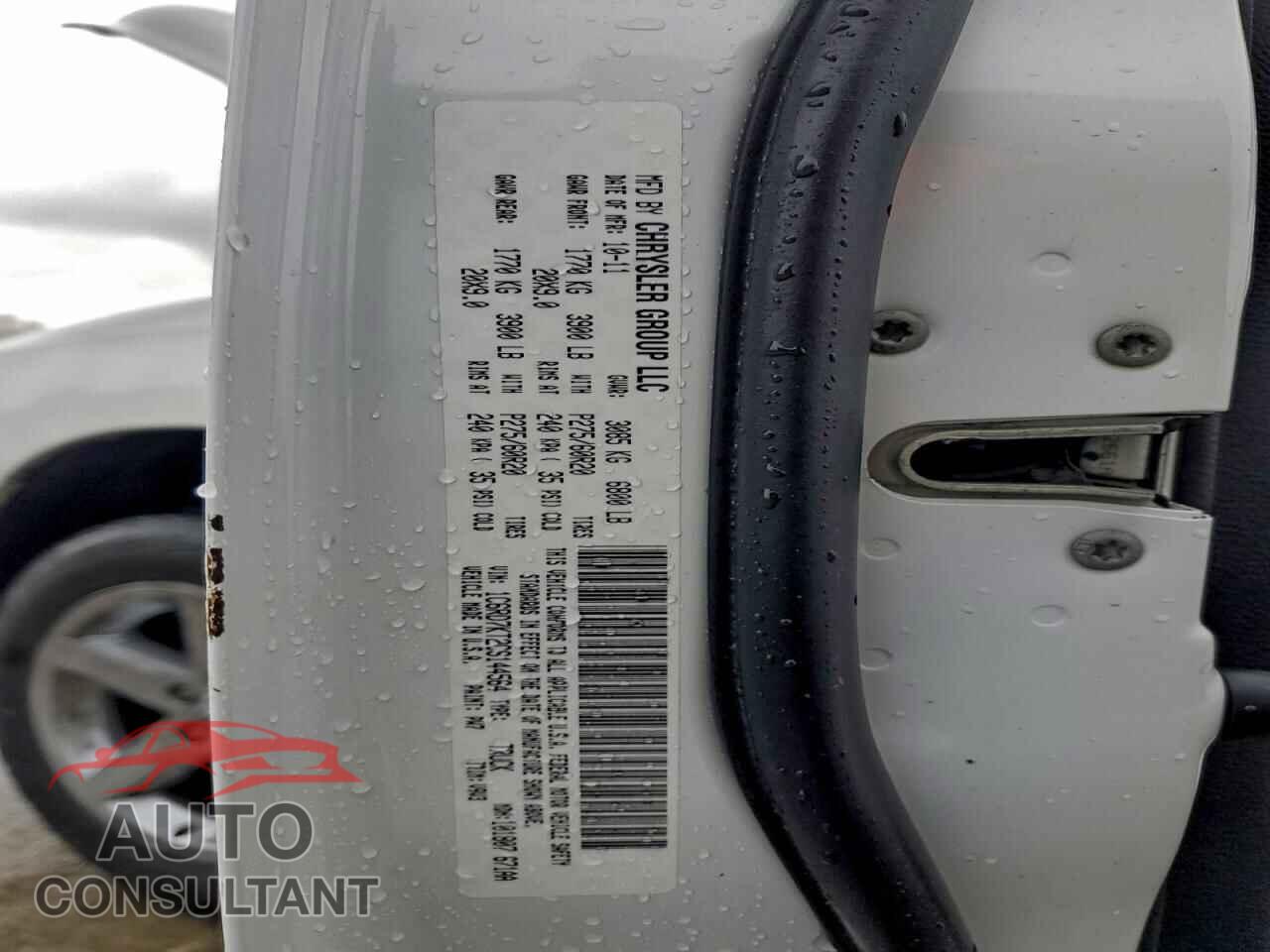 DODGE RAM 1500 2012 - 1C6RD7KT2CS144564