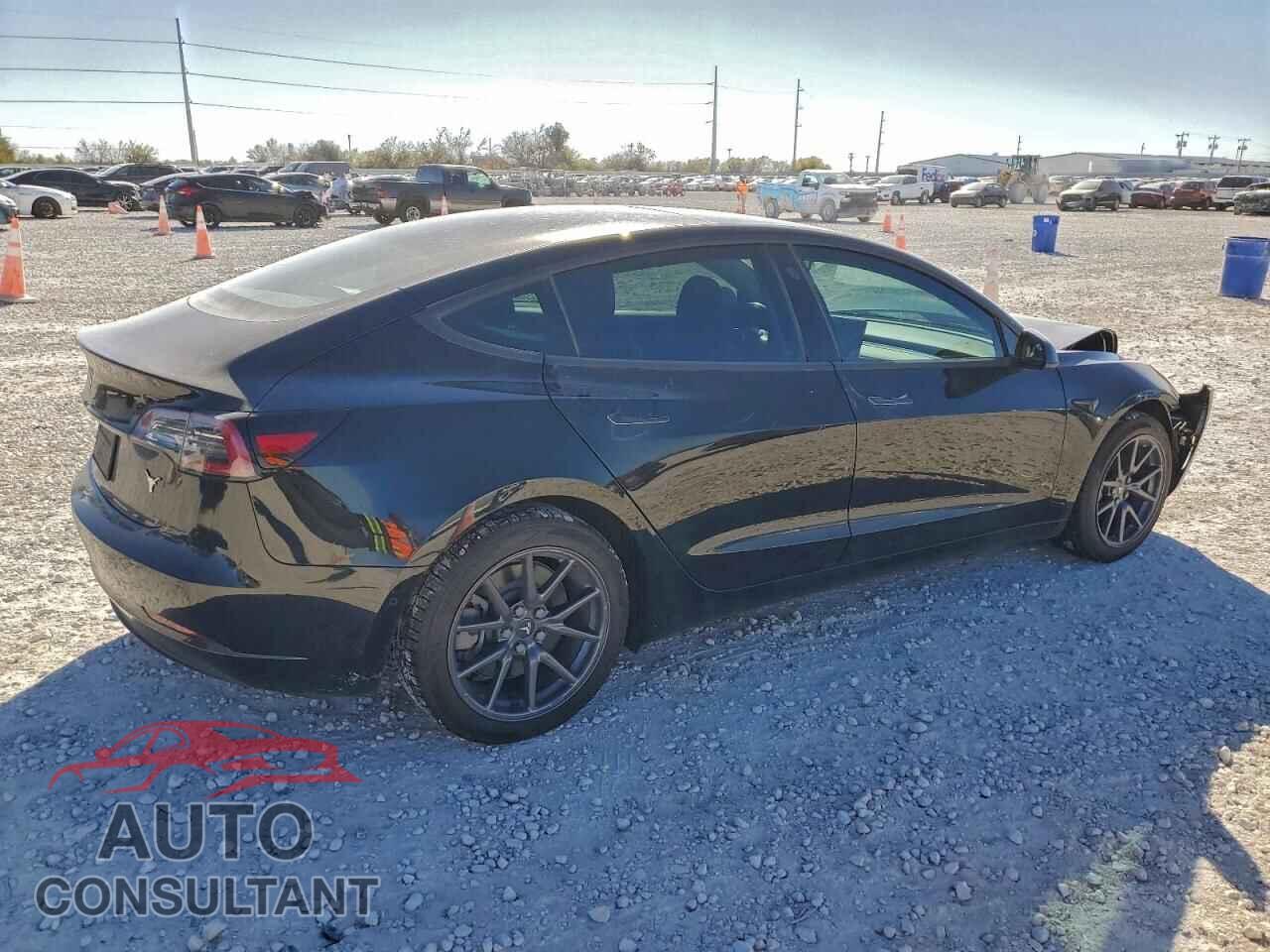 TESLA MODEL 3 2019 - 5YJ3E1EA2KF296715