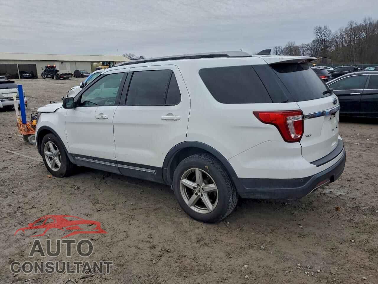 FORD EXPLORER 2018 - 1FM5K7D88JGA41683