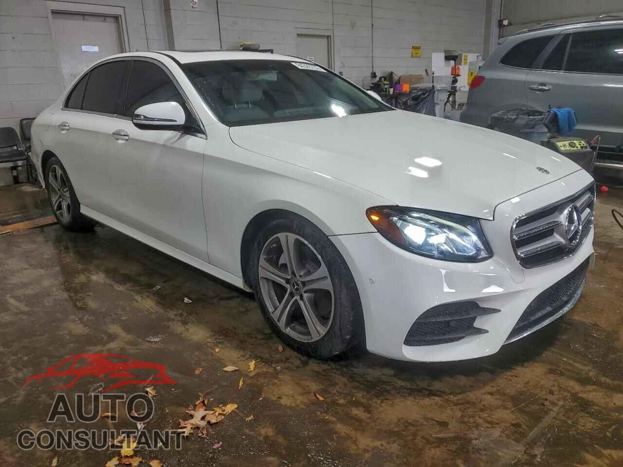 MERCEDES-BENZ E-CLASS 2018 - WDDZF4JB6JA327503