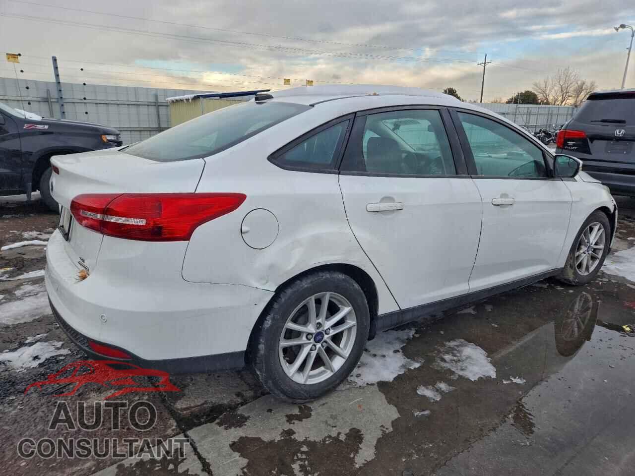 FORD FOCUS 2016 - 1FADP3F21GL249784