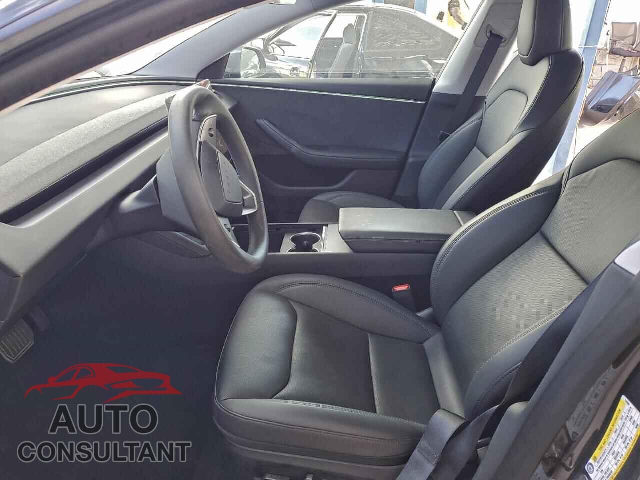 TESLA MODEL 3 2024 - 5YJ3E1EB7RF736088