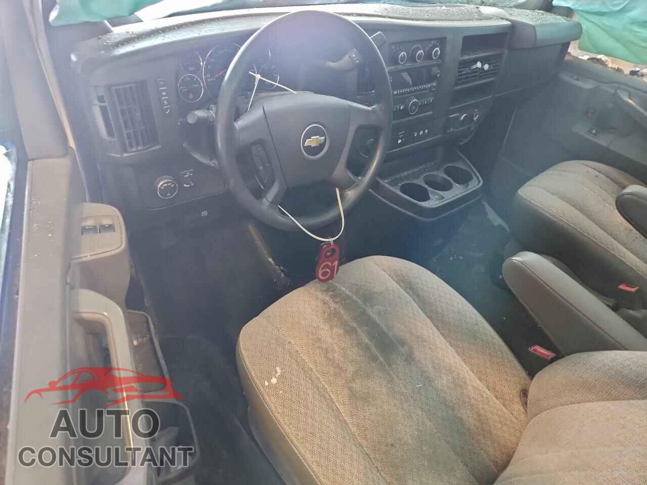 CHEVROLET EXPRESS 2017 - 1GAZGPFG8H1105318