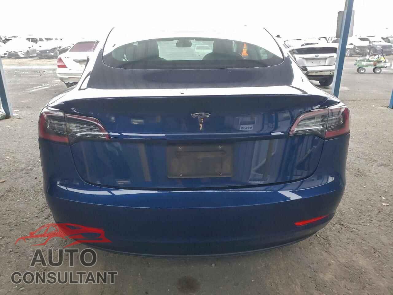 TESLA MODEL 3 2023 - 5YJ3E1EA0PF450894
