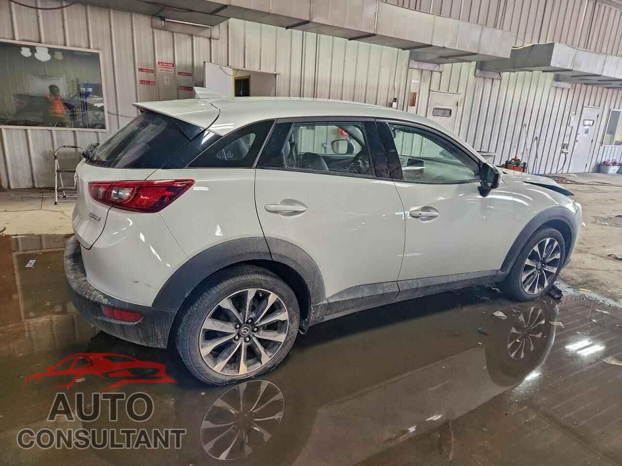 MAZDA CX-3 2019 - JM1DKFC73K0423780