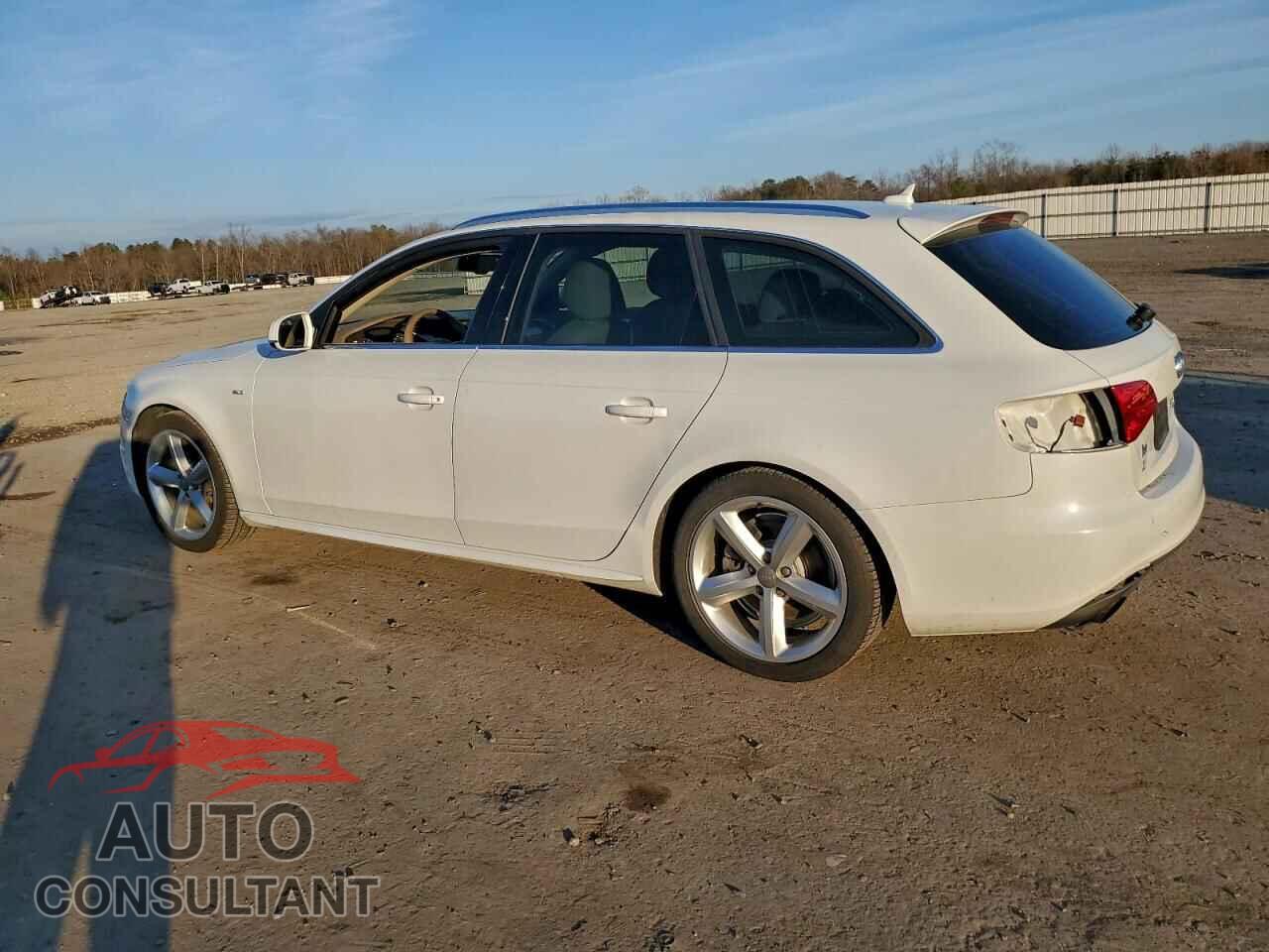 AUDI A4 2012 - WAUWFAFL8CA048485