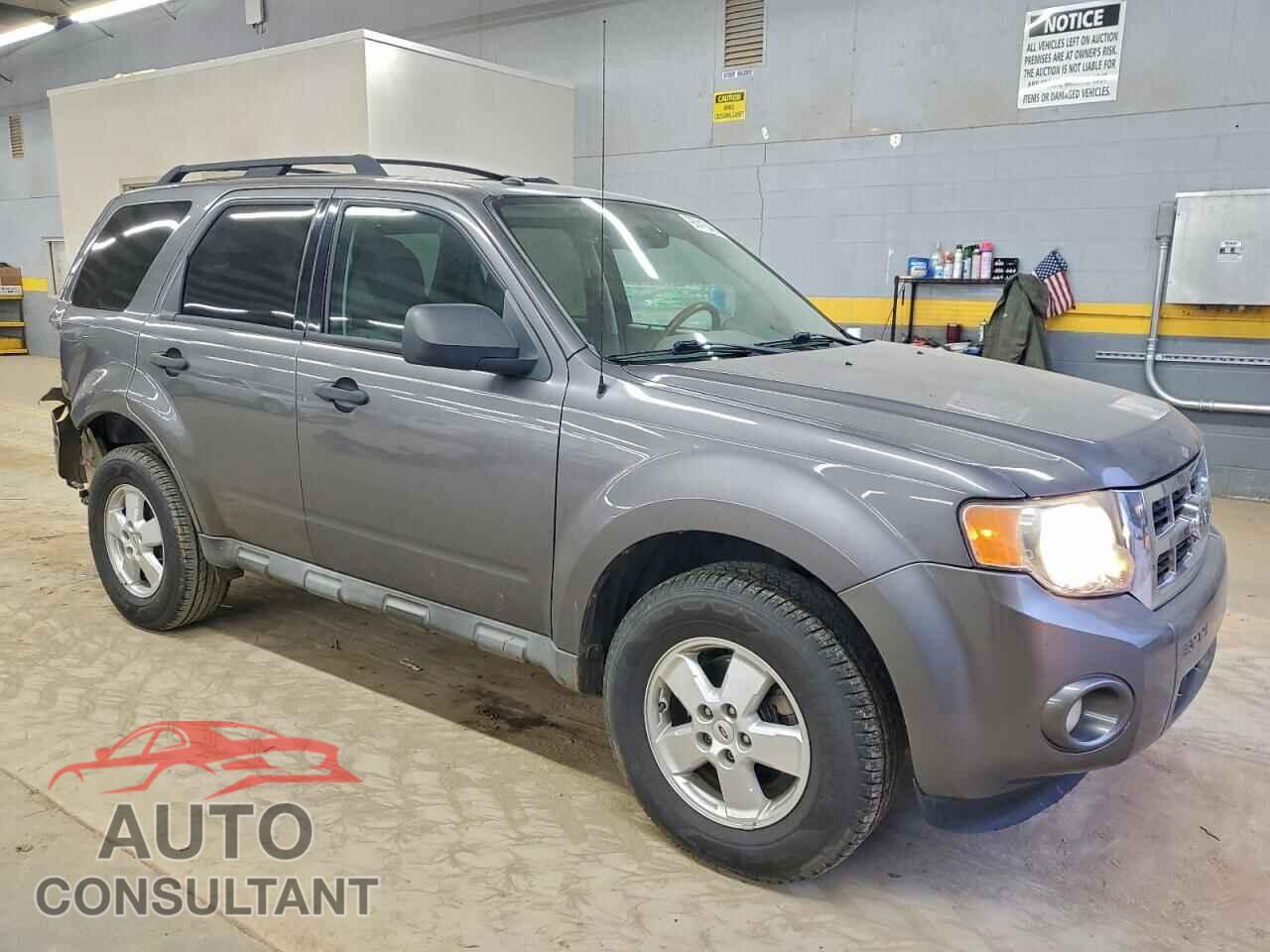 FORD ESCAPE 2010 - 1FMCU0D70AKC97300