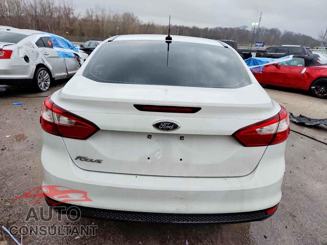 FORD FOCUS 2012 - 1FAHP3E20CL311009