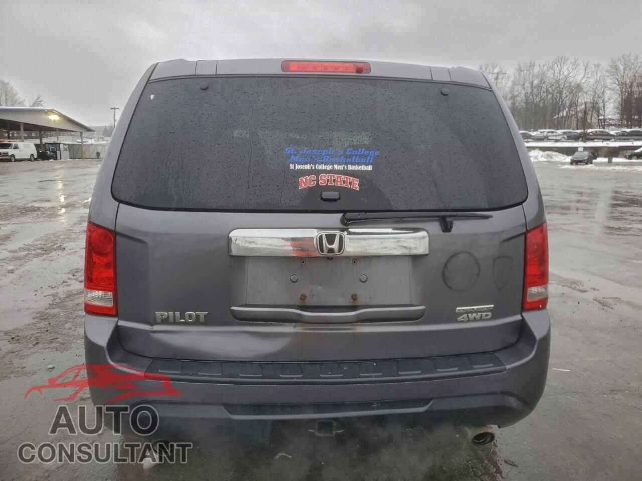 HONDA PILOT 2015 - 5FNYF4H36FB021825