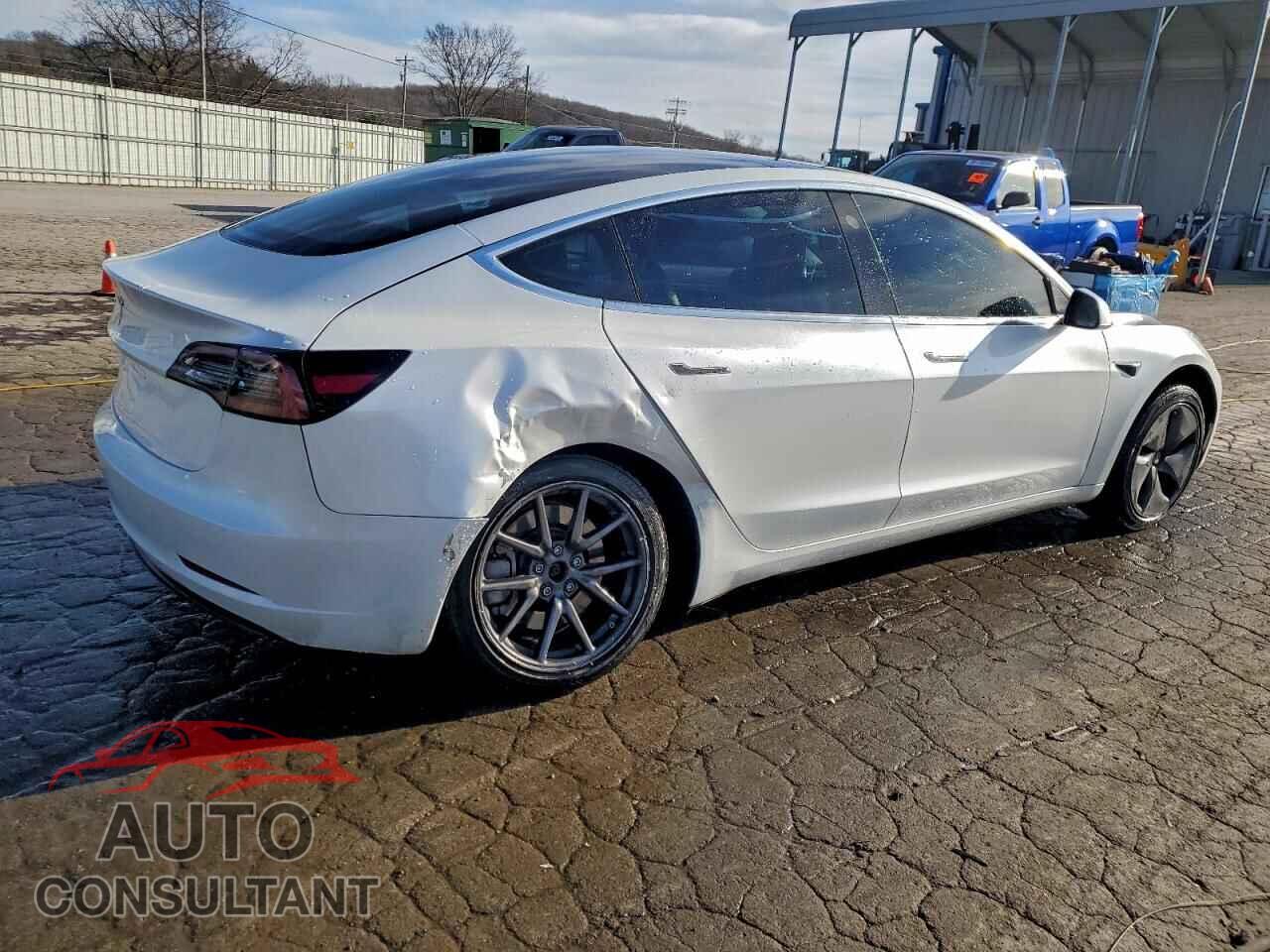 TESLA MODEL 3 2018 - 5YJ3E1EA7JF035420