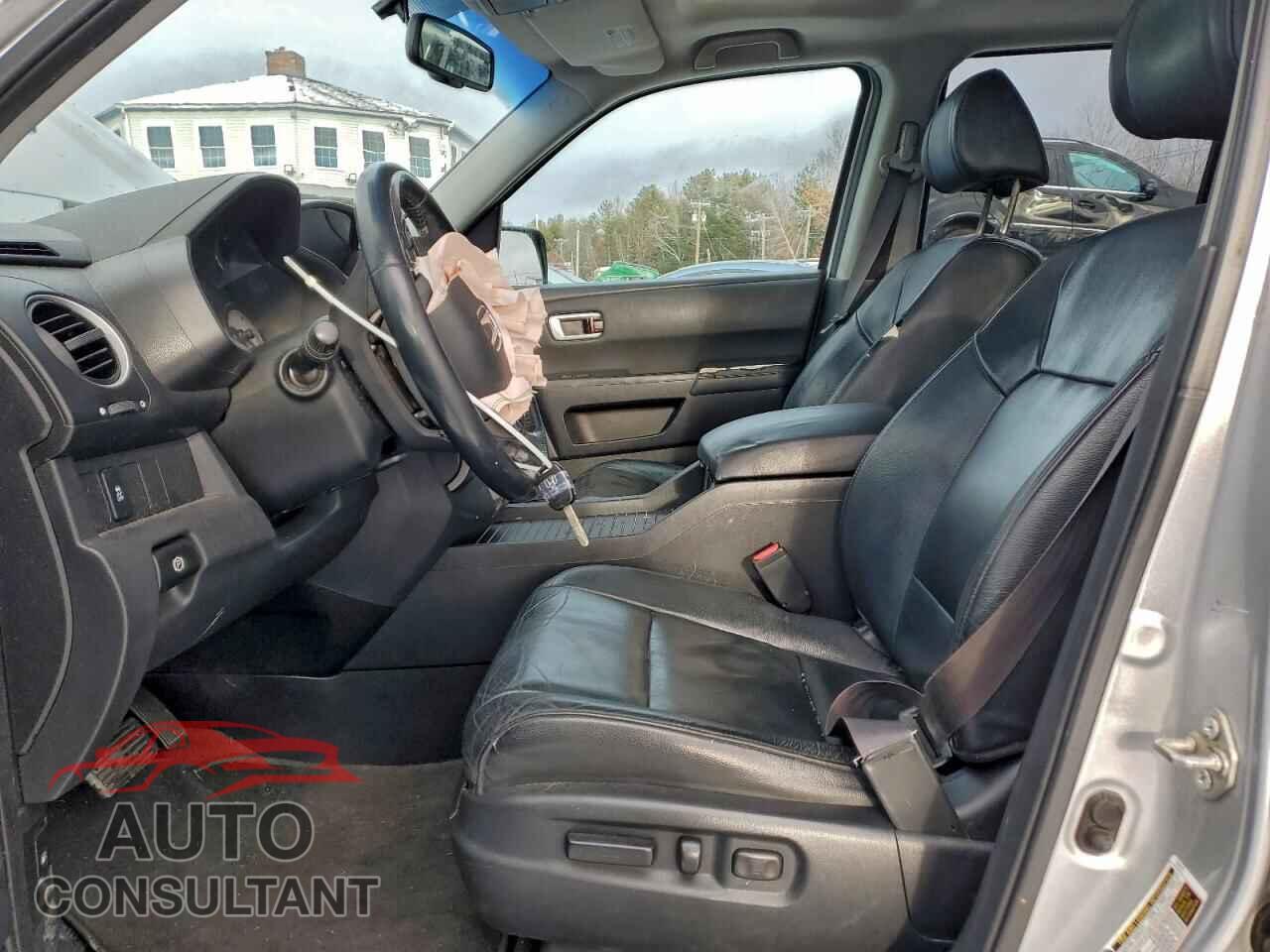 HONDA PILOT 2014 - 5FNYF4H55EB053200