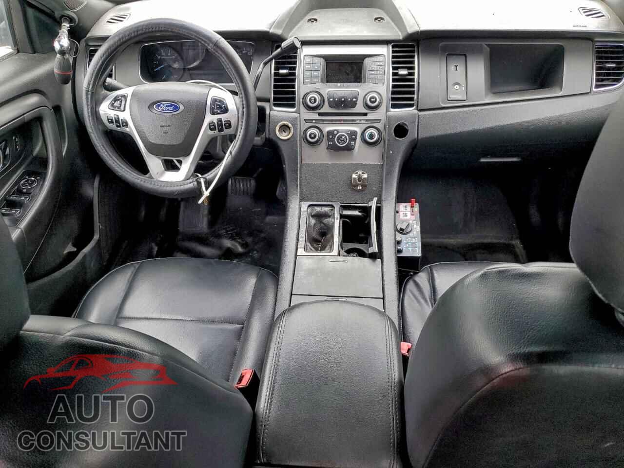 FORD TAURUS 2016 - 1FAHP2L82GG125441