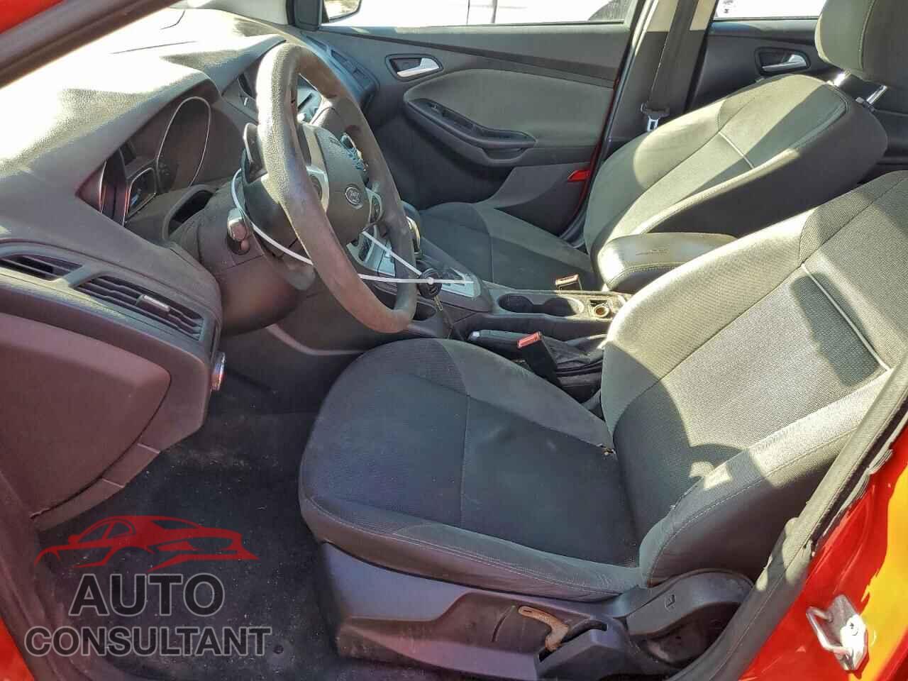 FORD FOCUS 2013 - 1FADP3F2XDL355078