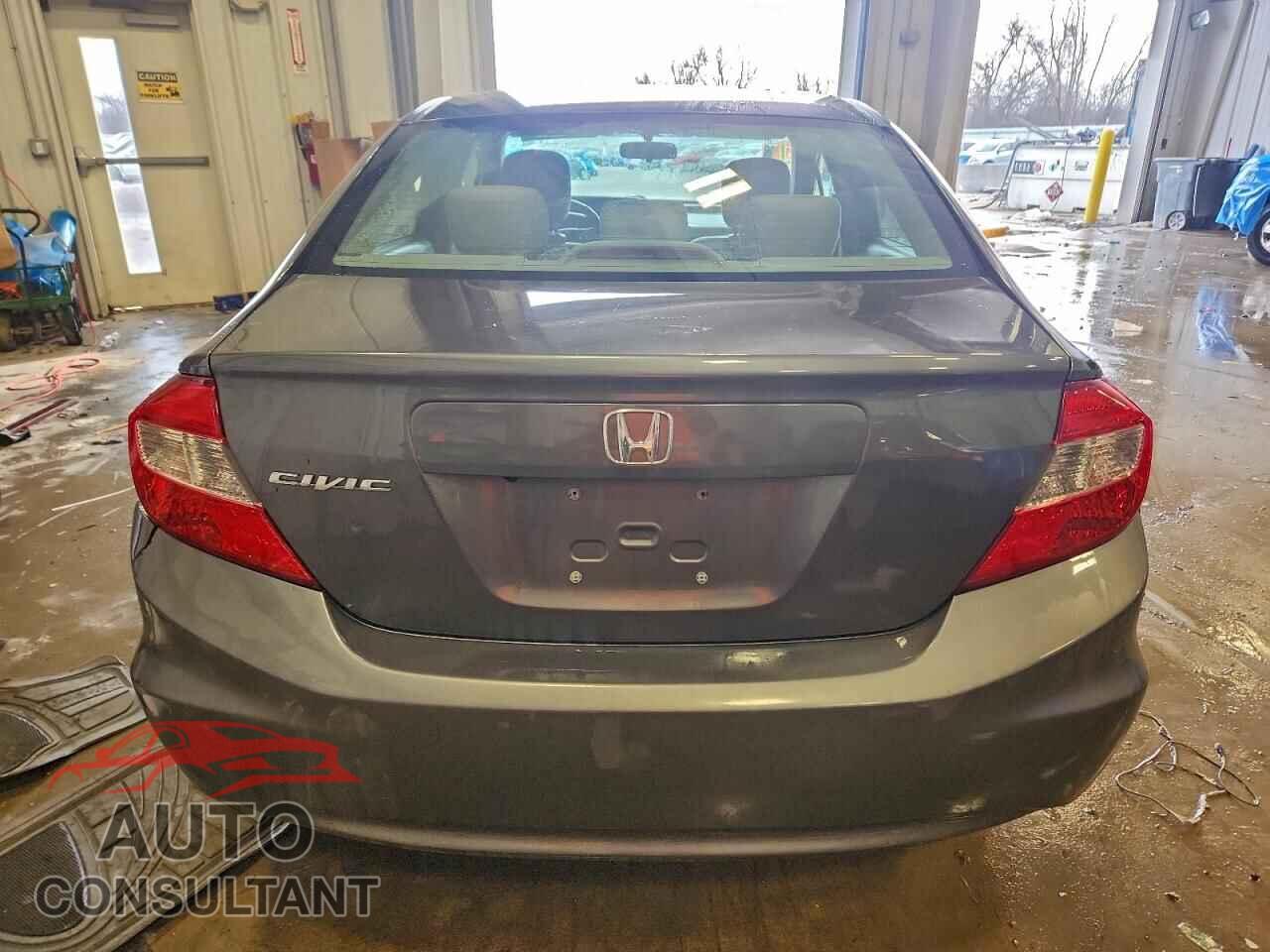 HONDA CIVIC 2012 - 2HGFB2F84CH316368