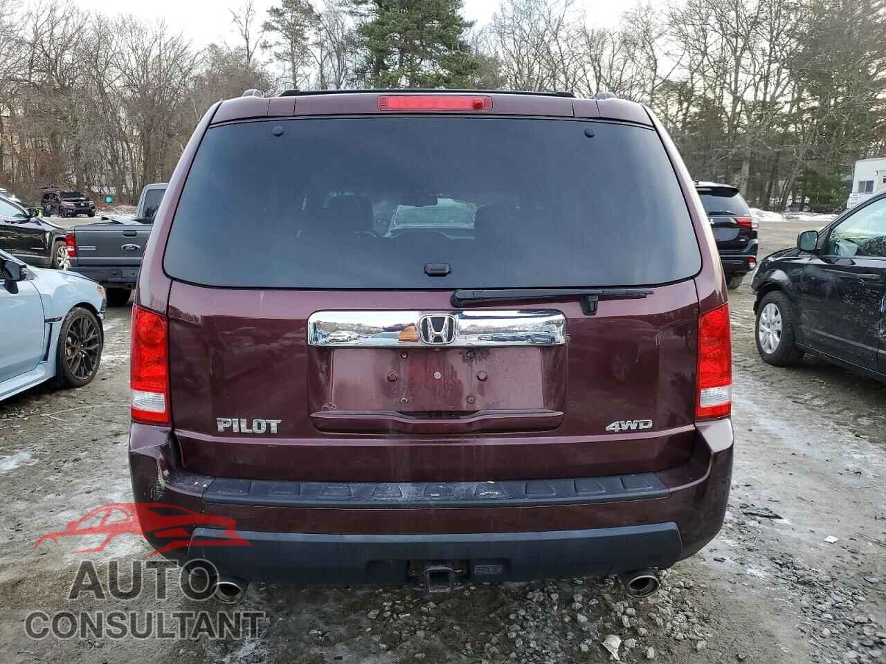 HONDA PILOT 2011 - 5FNYF4H75BB020761