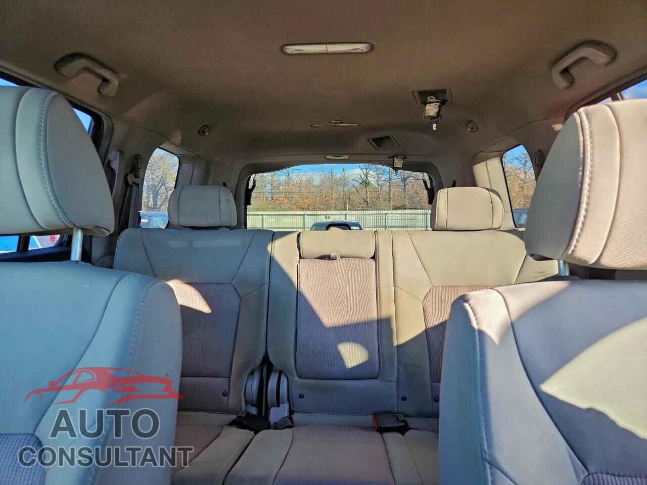 HONDA PILOT 2011 - 5FNYF4H44BB093965