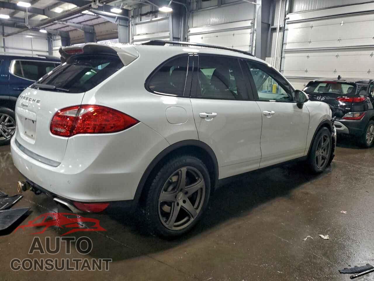 PORSCHE CAYENNE 2014 - WP1AA2A25ELA91297