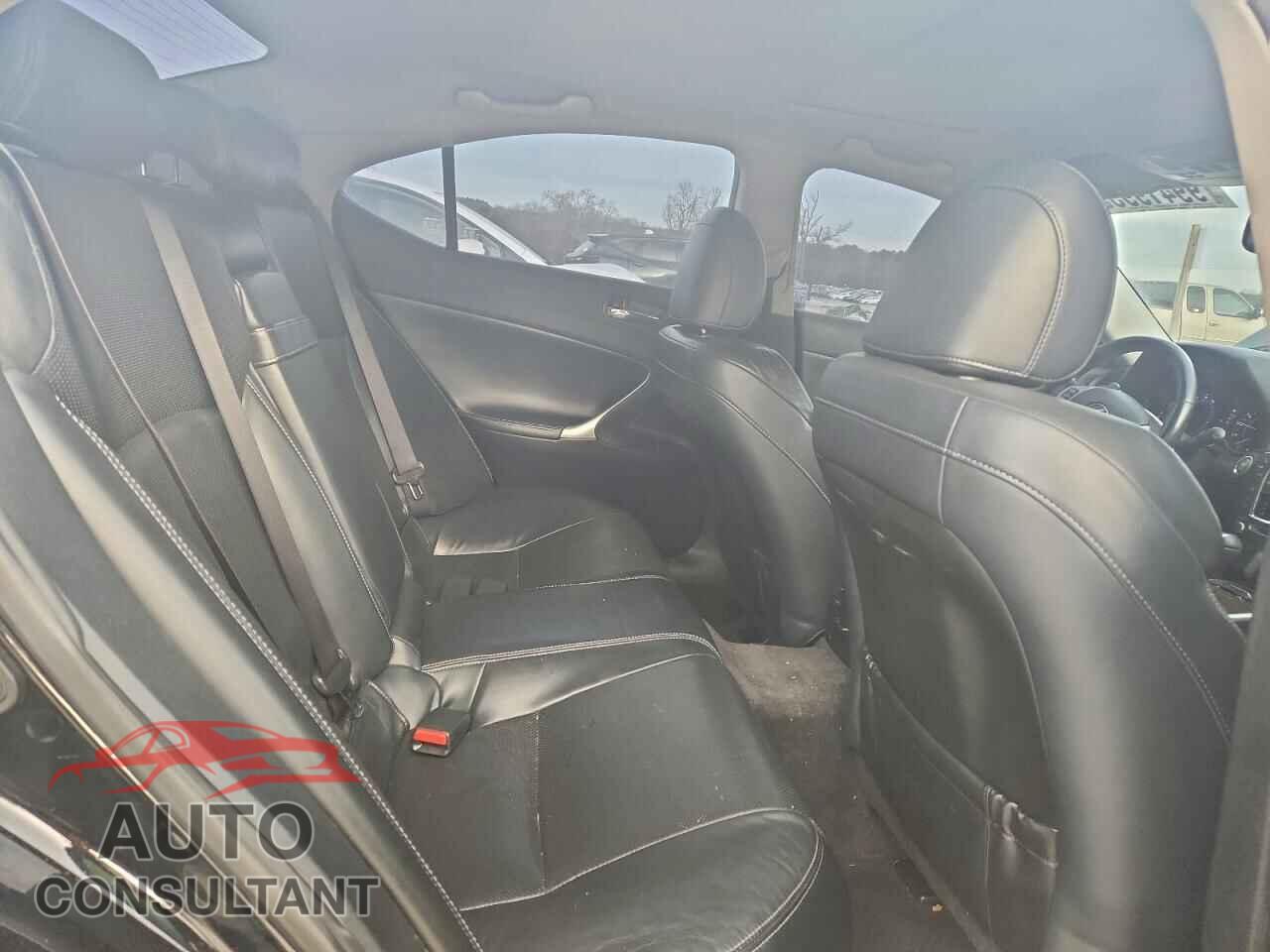 LEXUS IS 2013 - JTHBF5C28D5189344