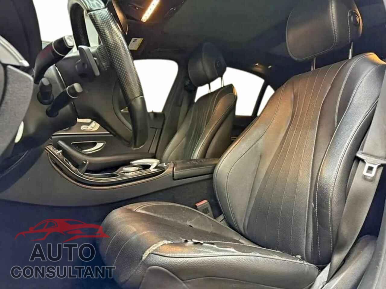 MERCEDES-BENZ E-CLASS 2018 - WDDZF4KB6JA358345