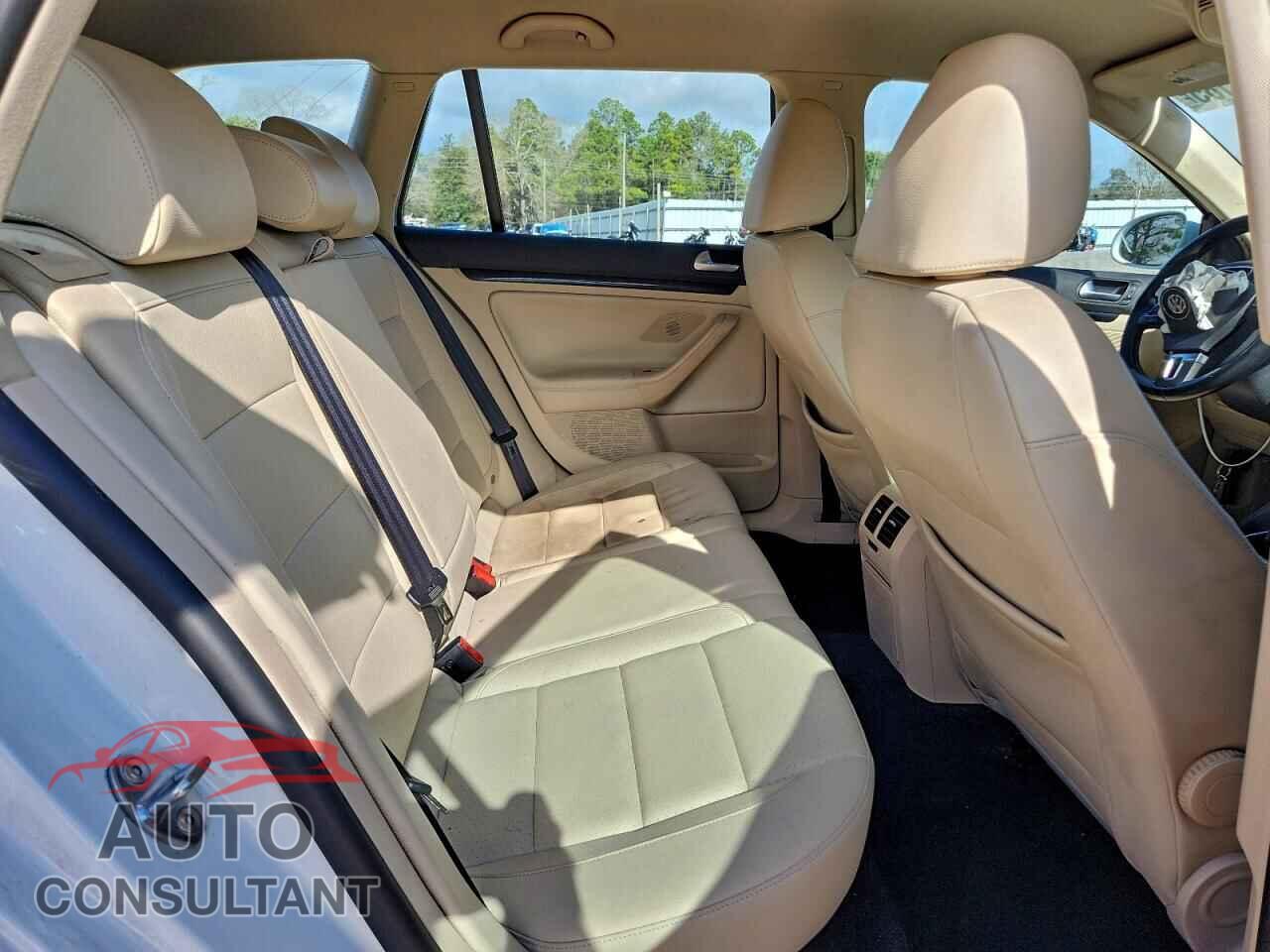 VOLKSWAGEN JETTA 2014 - 3VWML7AJ6EM618630