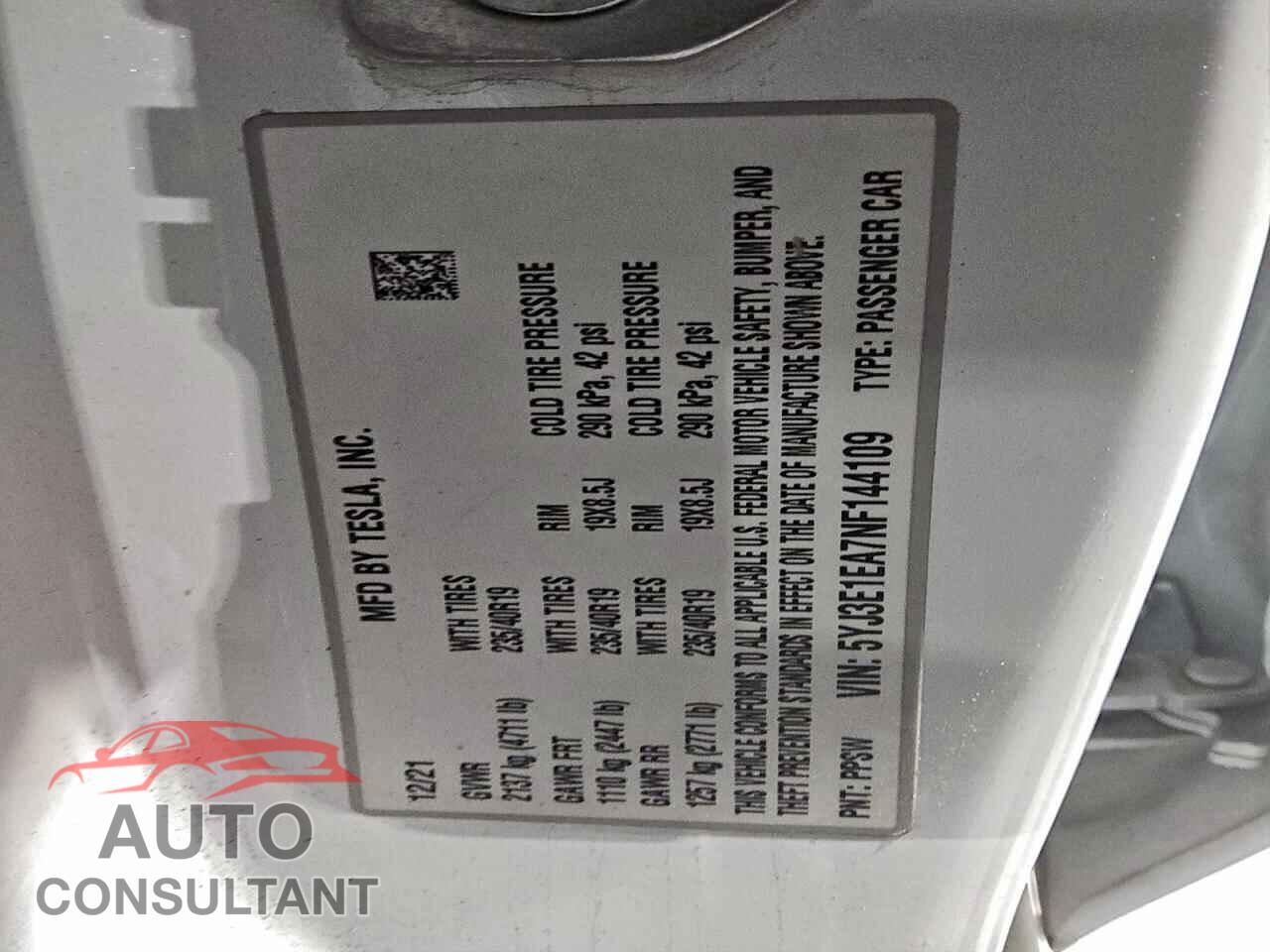 TESLA MODEL 3 2022 - 5YJ3E1EA7NF144109