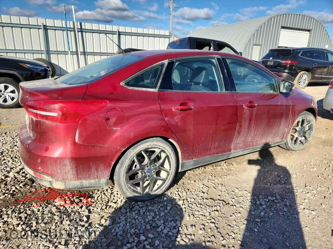 FORD FOCUS 2016 - 1FADP3F22GL302072