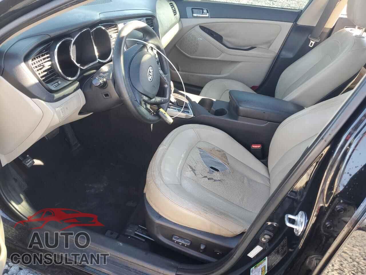 KIA OPTIMA 2011 - KNAGN4A73B5118212