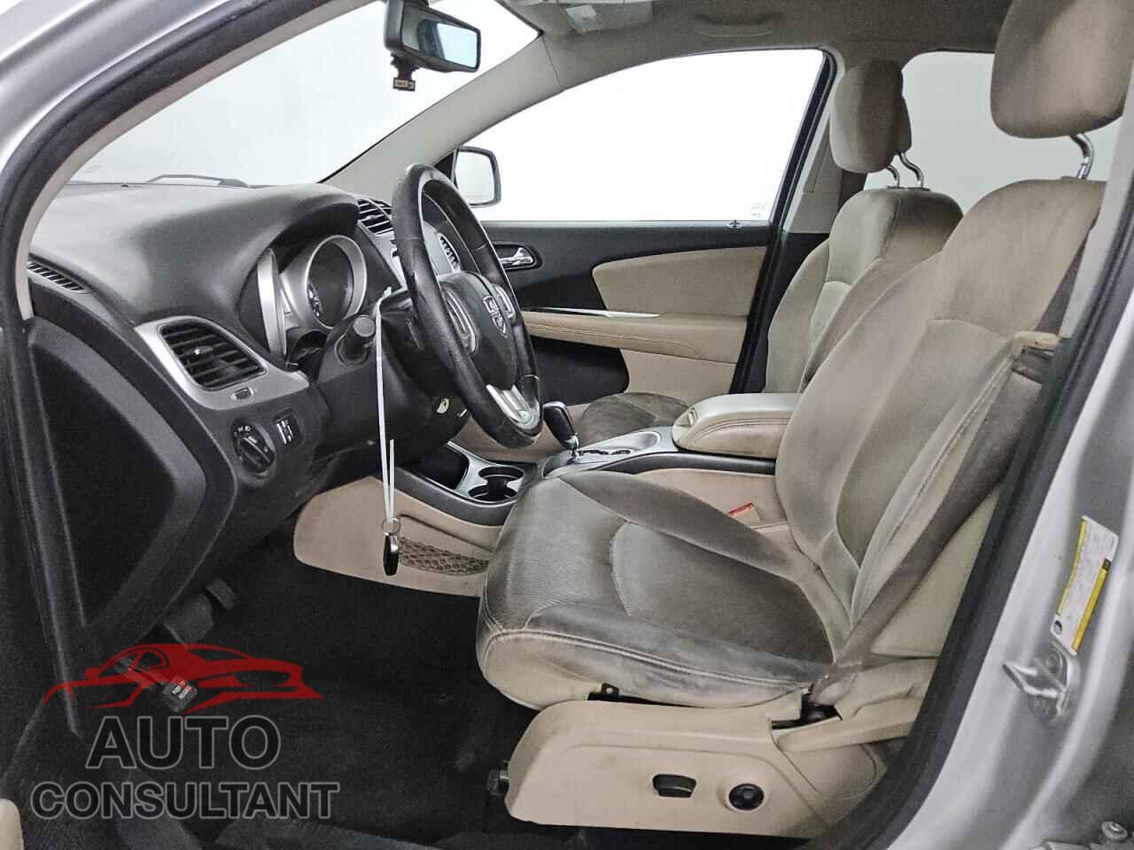 DODGE JOURNEY 2012 - 3C4PDCBG1CT308834