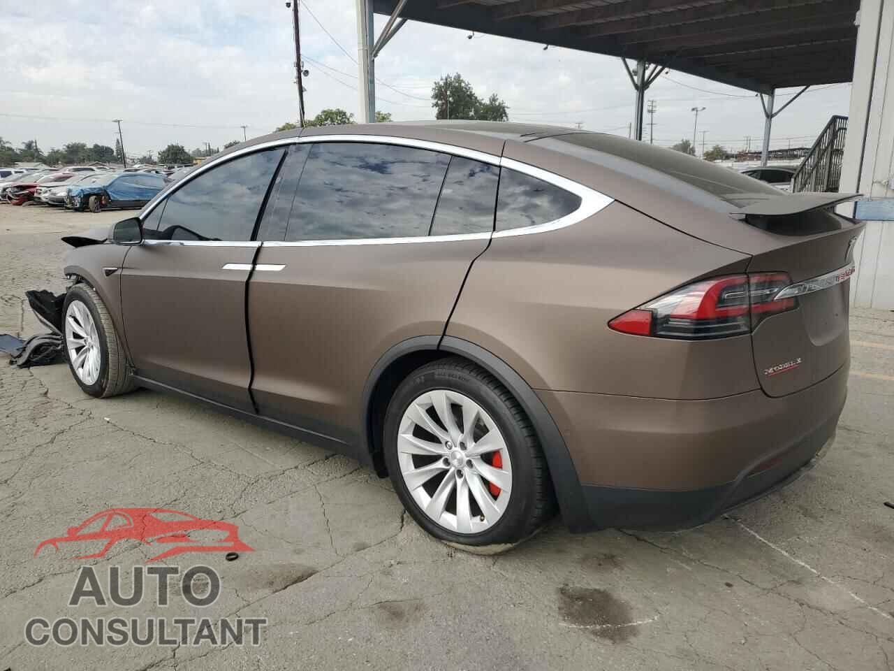 TESLA MODEL X 2020 - 5YJXCBE24LF236801