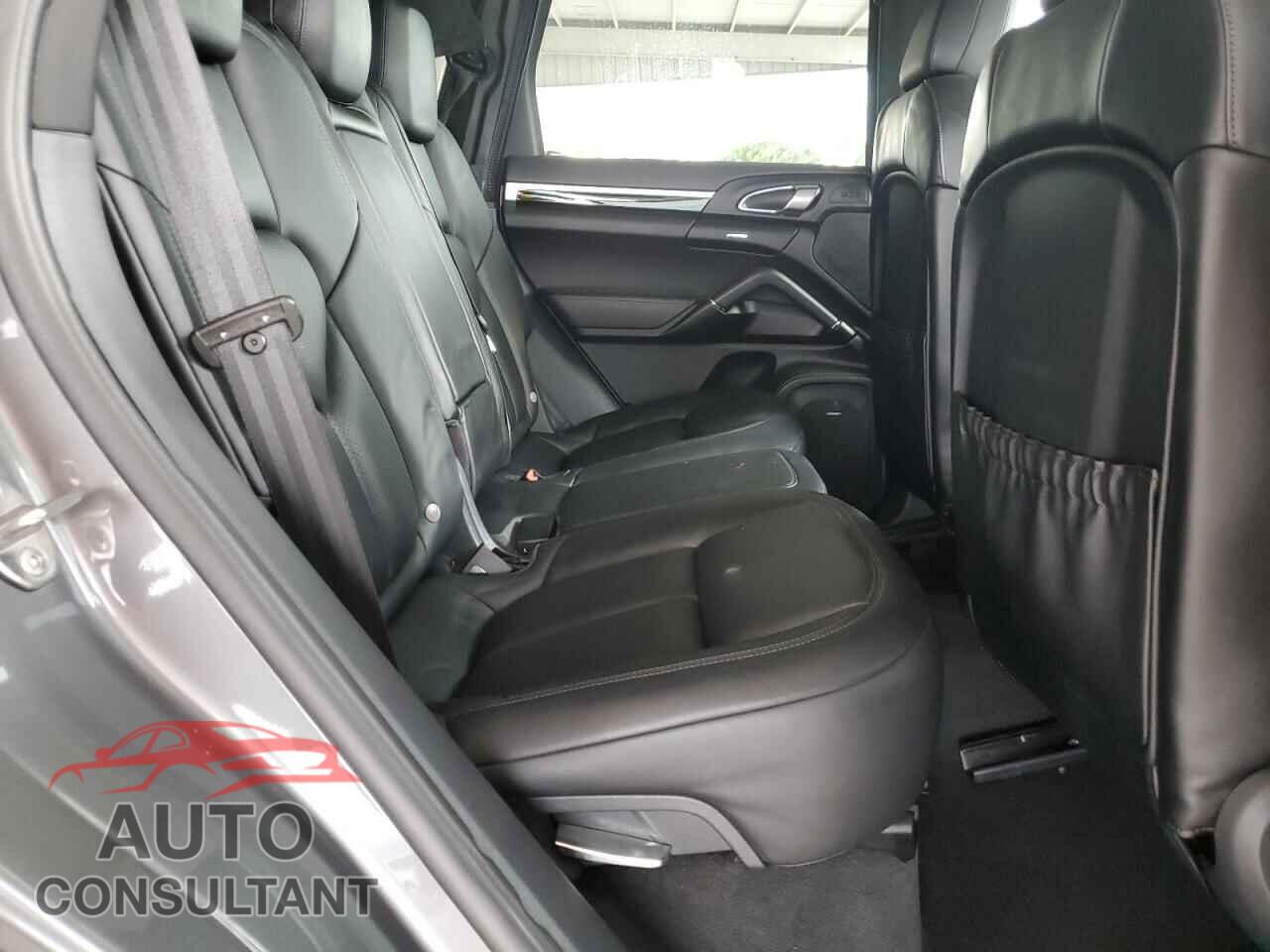 PORSCHE CAYENNE 2016 - WP1AE2A21GLA18306