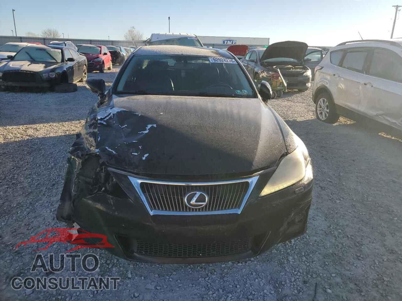 LEXUS IS 2011 - JTHCE5C26B5001165