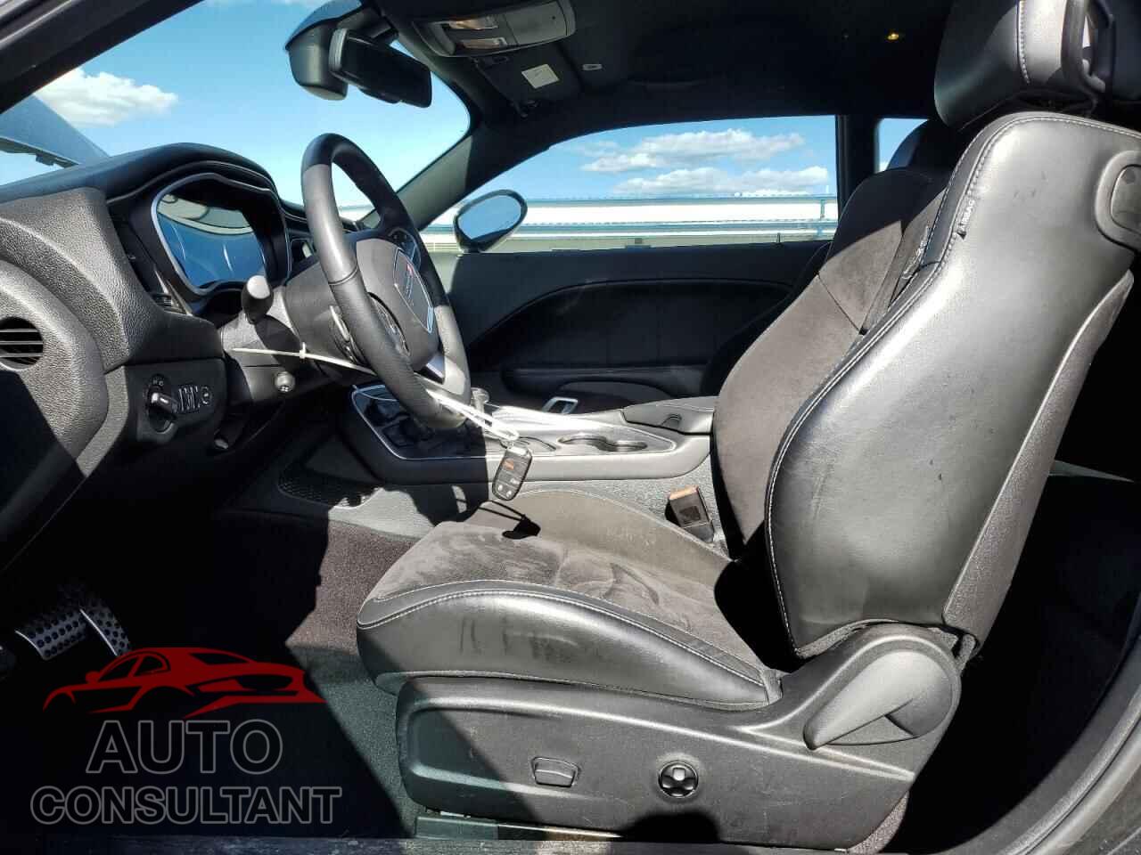 DODGE CHALLENGER 2017 - 2C3CDZFJXHH522765
