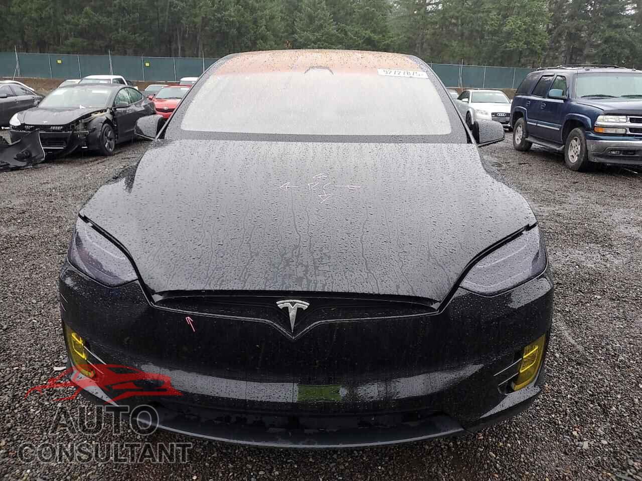 TESLA MODEL X 2019 - 5YJXCBE21KF197230