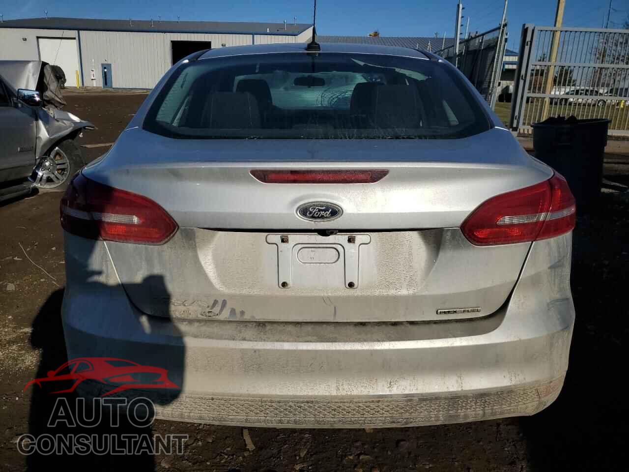 FORD FOCUS 2016 - 1FADP3E27GL367632