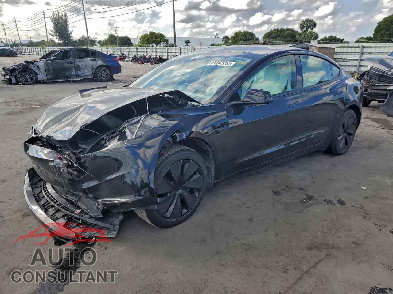 TESLA MODEL 3 2025 - 5YJ3E1EA9SF019706