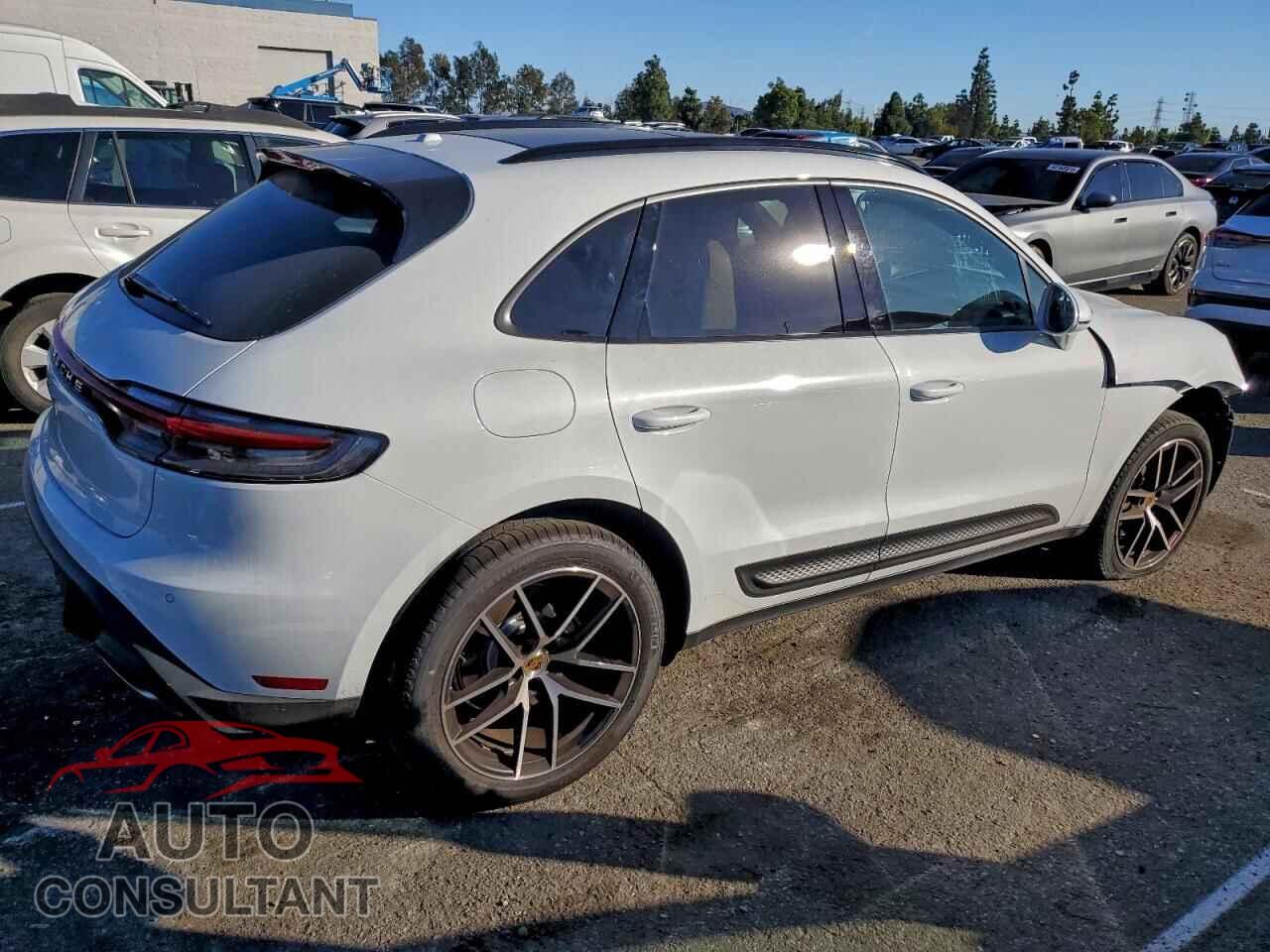PORSCHE MACAN 2022 - WP1AA2A57NLB05632