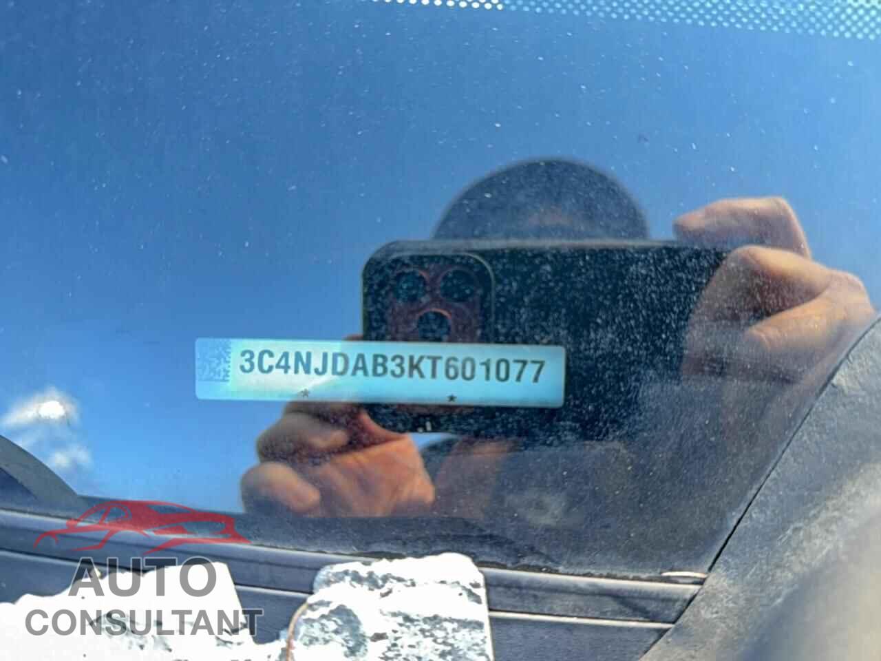 JEEP COMPASS 2019 - 3C4NJDAB3KT601077