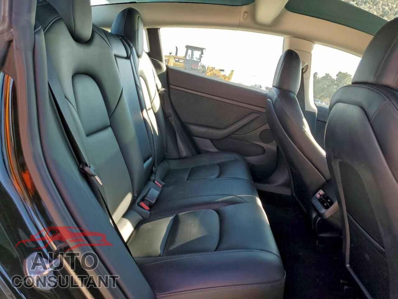 TESLA MODEL 3 2023 - 5YJ3E1EA7PF449287