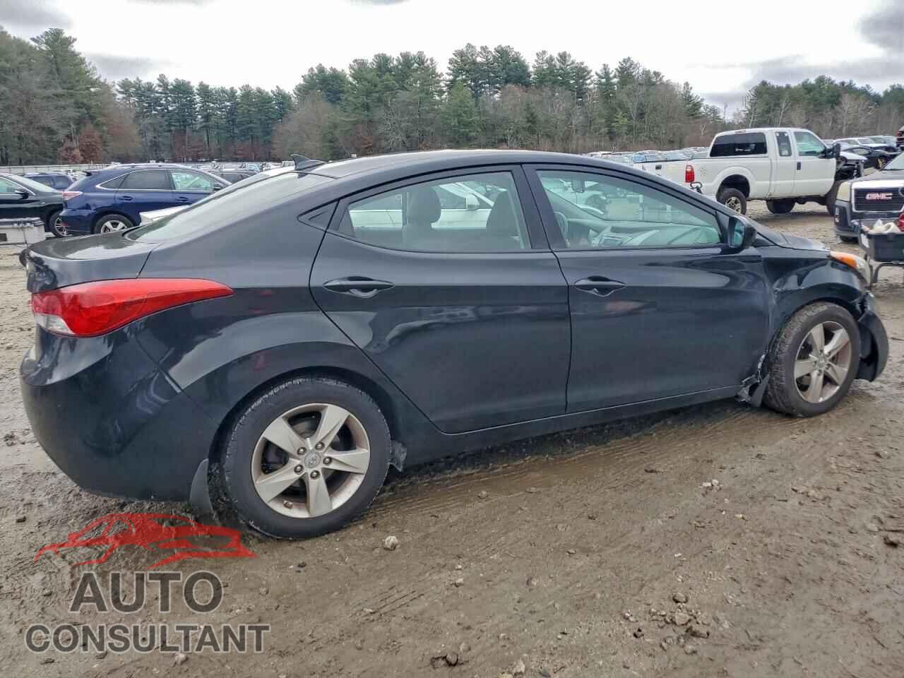 HYUNDAI ELANTRA 2013 - KMHDH4AE1DU656648