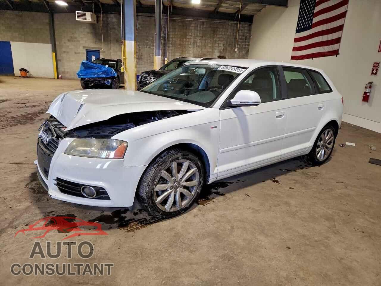 AUDI A3 2010 - WAUBEAFM3AA110933
