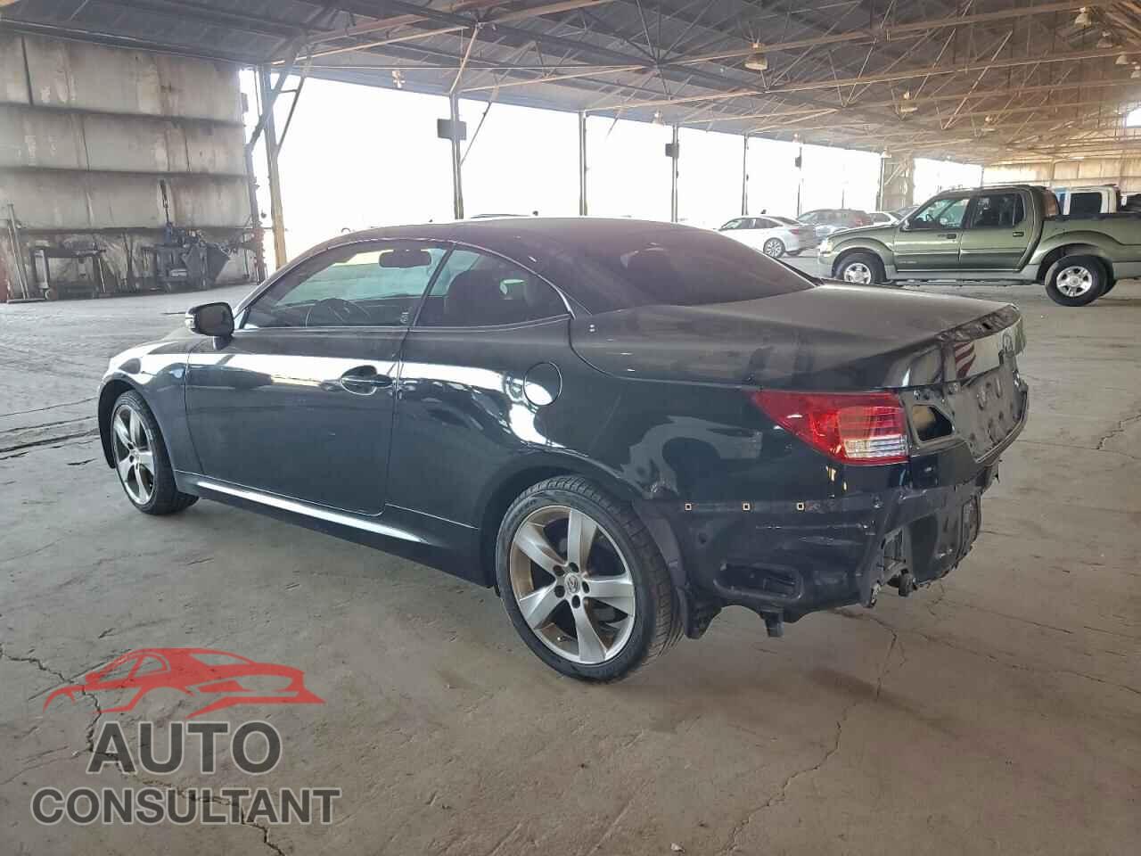 LEXUS IS 2011 - JTHFE2C22B2505161