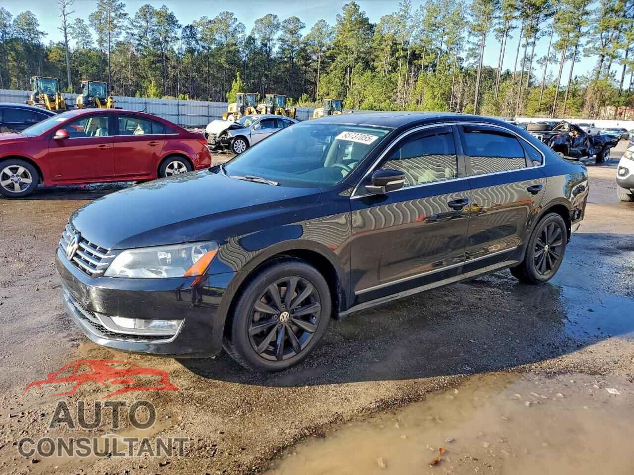 VOLKSWAGEN PASSAT 2013 - 1VWCH7A33DC082864